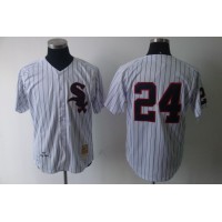 Mitchell and Ness Chicago Chicago White Sox #24 Early Wynn White Throwback Stitched MLB Jersey