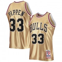 Nike Chicago Bulls #33 Scottie Pippen Men's Gold Mitchell & Ness 75th Anniversary 1997-98 Hardwood Classics Swingman Jersey