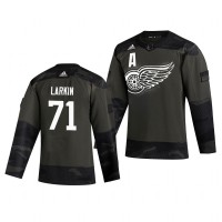 Detroit Detroit Red Wings #71 Dylan Larkin Adidas 2019 Veterans Day Men's Authentic Practice NHL Jersey Camo